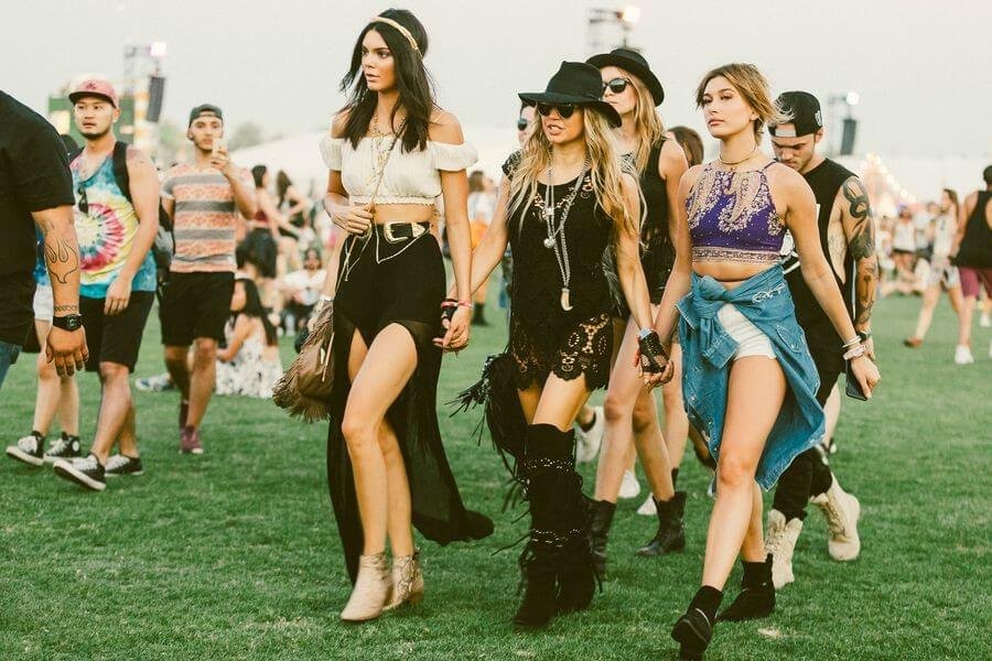 Casual Coachella Outfit Ideas for Women